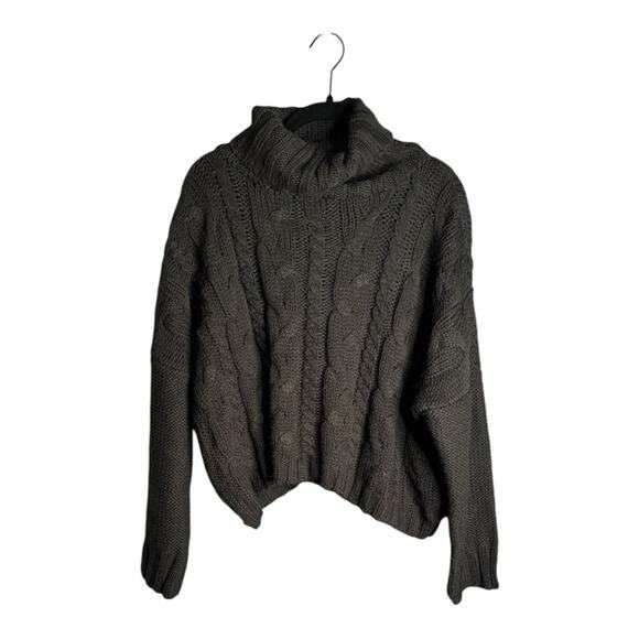 Fabrik Black Cable Knit Turtleneck Heavy Sweater Size Medium - Picture 1 of 7
